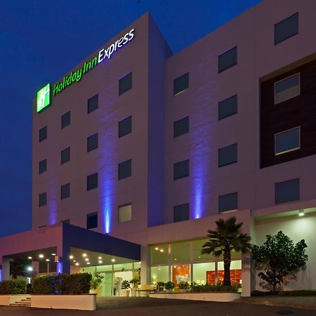 Holiday Inn Express Guadalajara Iteso By Ihg Zapopan Kültér fotó
