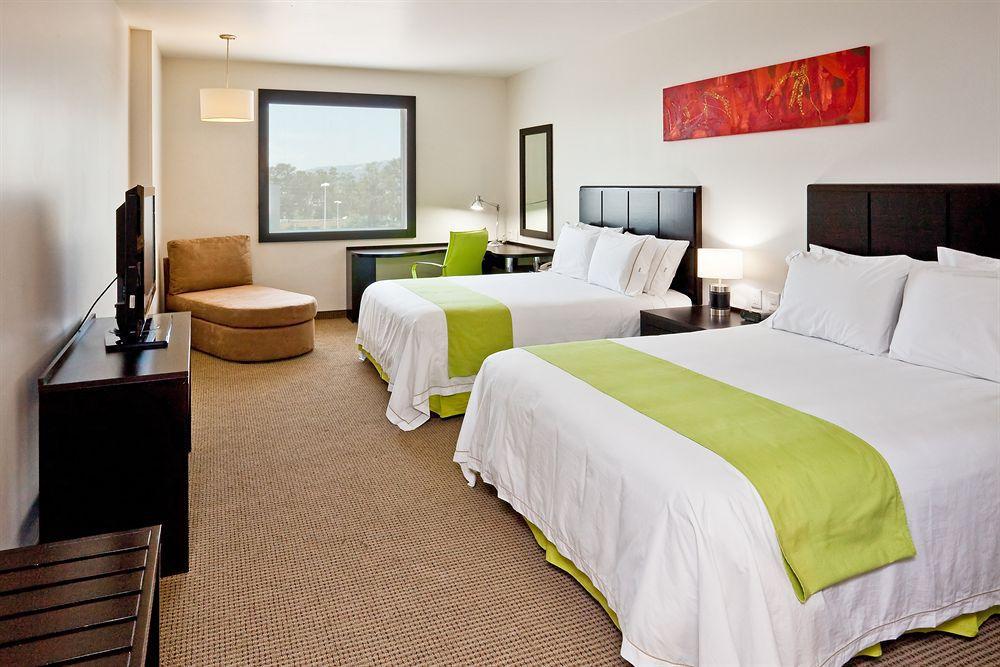 Holiday Inn Express Guadalajara Iteso By Ihg Zapopan Szoba fotó
