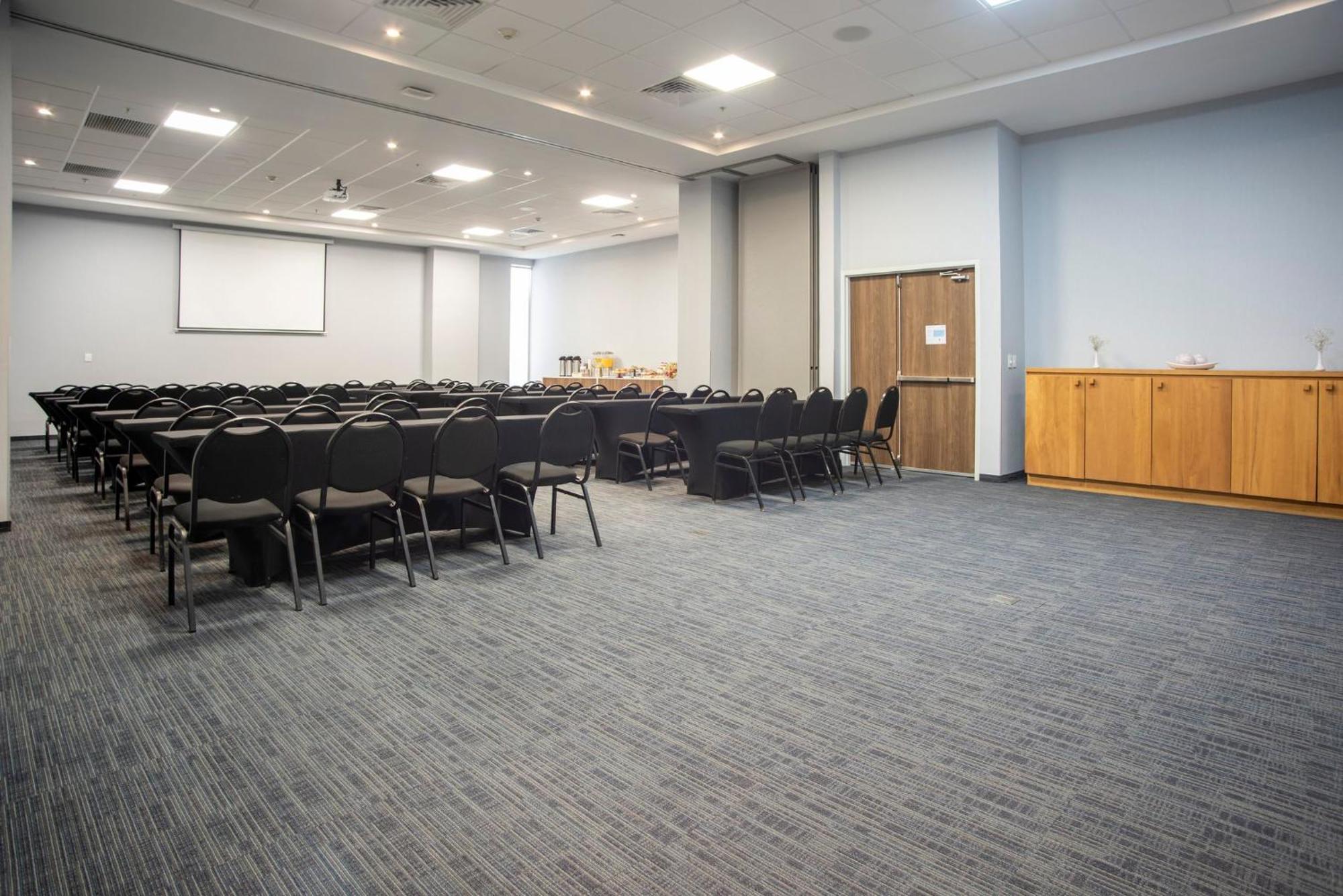 Holiday Inn Express Guadalajara Iteso By Ihg Zapopan Kültér fotó