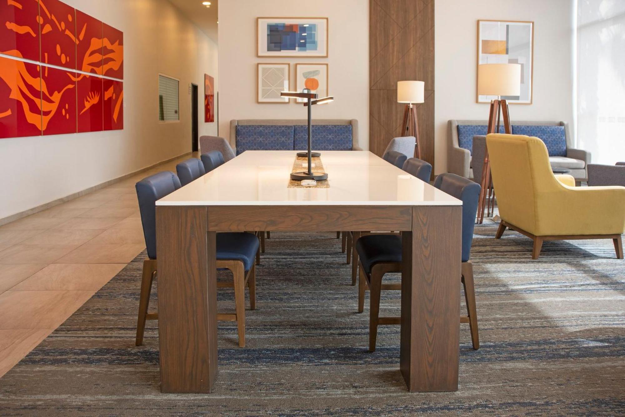 Holiday Inn Express Guadalajara Iteso By Ihg Zapopan Kültér fotó
