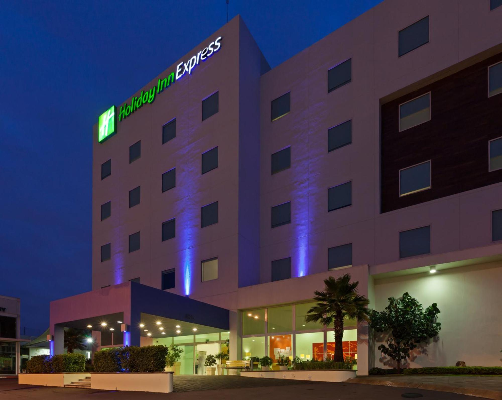 Holiday Inn Express Guadalajara Iteso By Ihg Zapopan Kültér fotó
